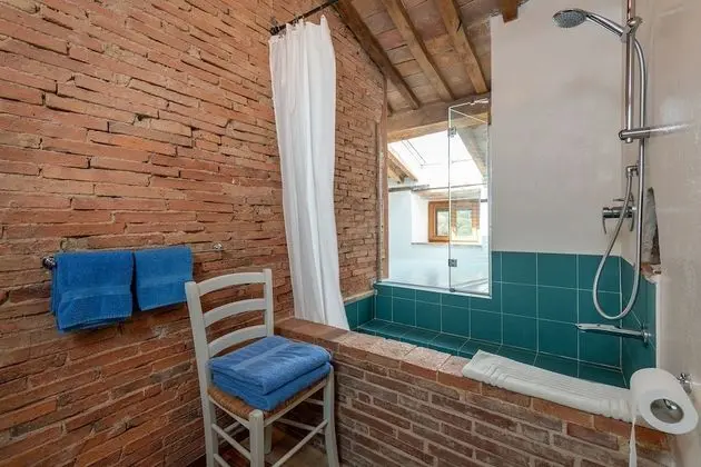 Design Tek Büyük veya İki Ayrı Yataklı Oda