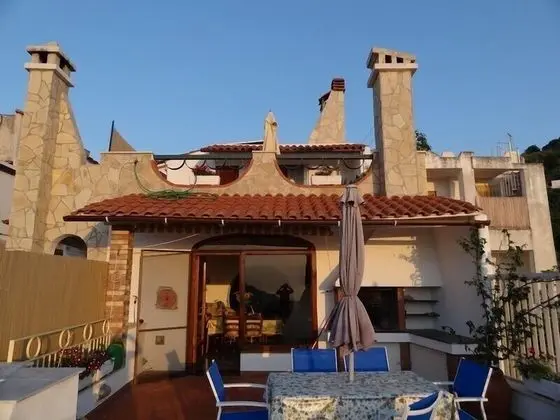 Apart Daire, 2 Yatak Odası, Sigara İçilebilir, Şömine