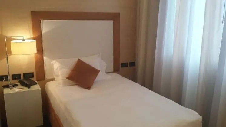 Basic Tek Kişilik Oda