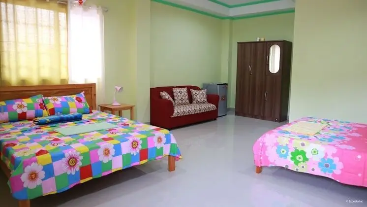Oda (with 2 Queen Beds)