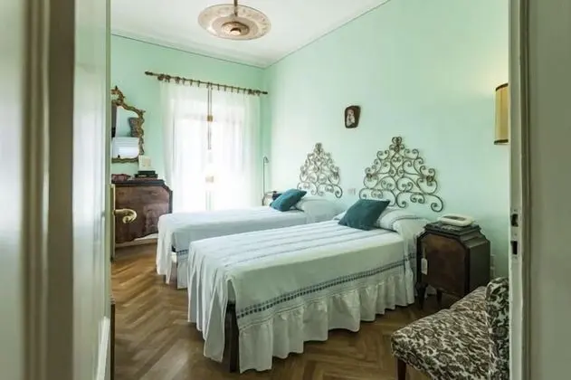 İki Ayrı Yataklı Oda, 2 Tek Kişilik Yatak