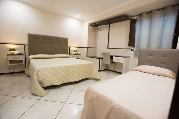 Deluxe Üç Kişilik Oda