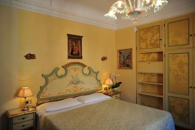 Classic Tek Büyük veya İki Ayrı Yataklı Oda