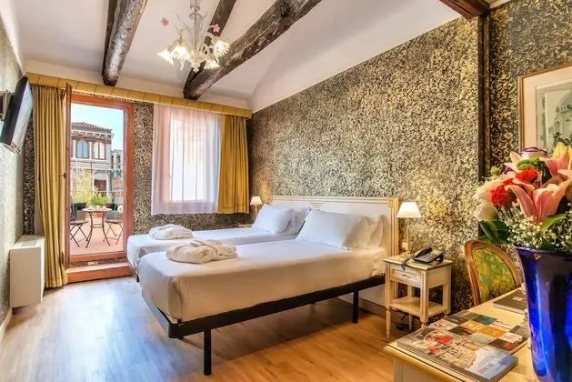 Comfort Tek Büyük Yataklı Oda, Teras