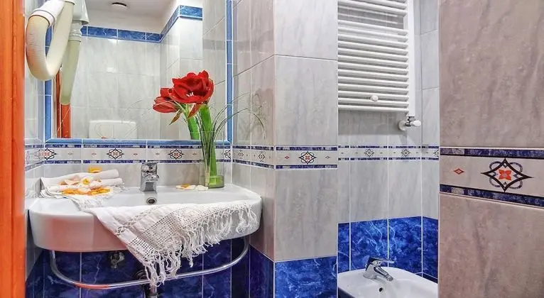Tek Kişilik Oda, 1 Tek Kişilik Yatak