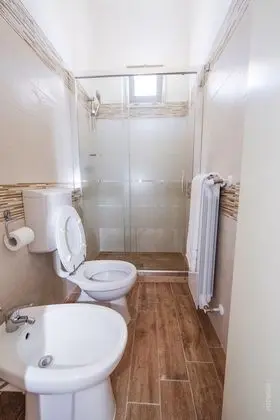 Tek Büyük Yataklı Oda, Özel Banyo (Sandy)