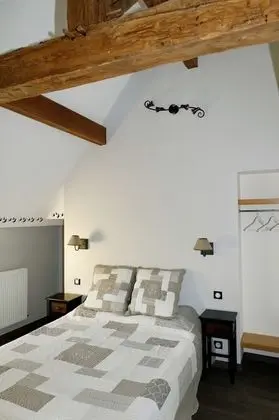 Comfort Tek Büyük Yataklı Oda (Chambre aux Hirondelles)