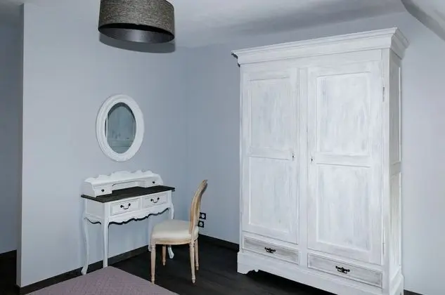 Superior Tek Büyük Yataklı Oda (Chambre aux Cygnes)