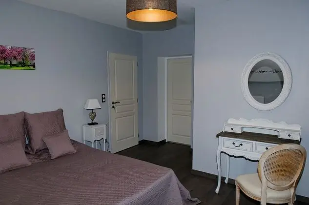 Superior Tek Büyük Yataklı Oda (Chambre aux Cygnes)