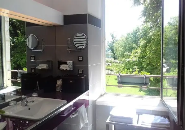 Classic Tek Büyük Yataklı Oda
