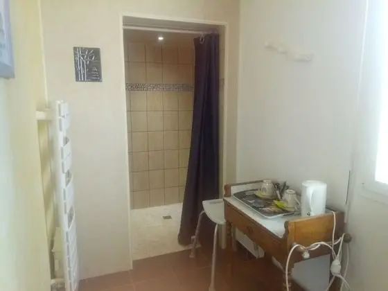 Üç Kişilik Oda (Paddock)