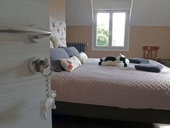 Tek Büyük Yataklı Oda, Özel Banyo, Bahçe Manzaralı (Vache, baignoire, étage)