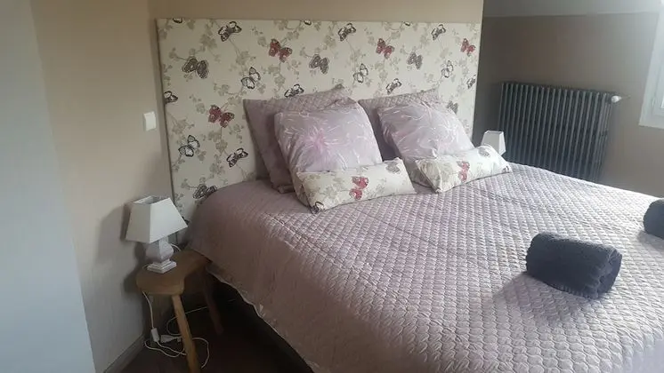 Tek Büyük Yataklı Oda, Özel Banyo, Bahçe Manzaralı (Vache, baignoire, étage)