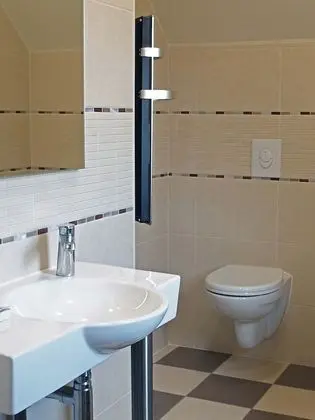 Tek Büyük Yataklı Oda, Özel Banyo, Bahçe Manzaralı (Vache, baignoire, étage)