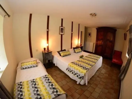 Superior Apart Daire, Banyolu/Duşlu, Bahçe Manzaralı