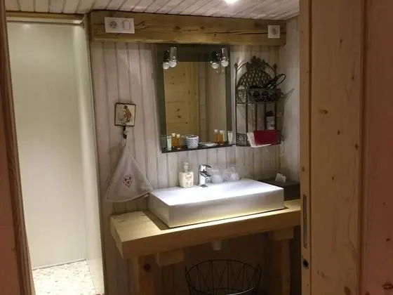 Tek Büyük Yataklı Oda, Dağ Manzaralı (1)