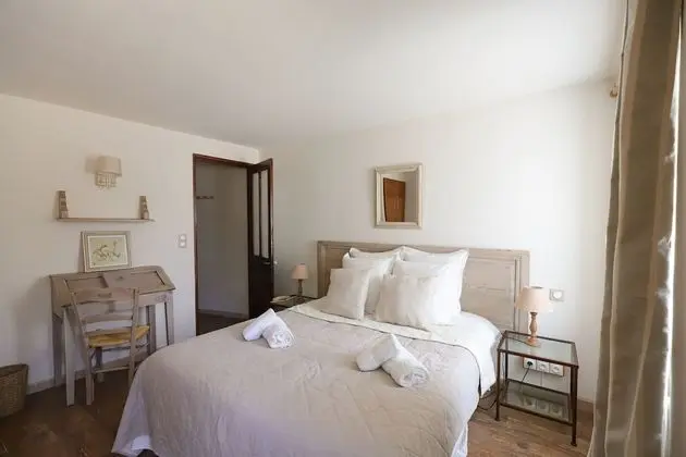 Classic Tek Büyük Yataklı Oda