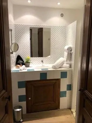 Classic Tek Büyük Yataklı Oda