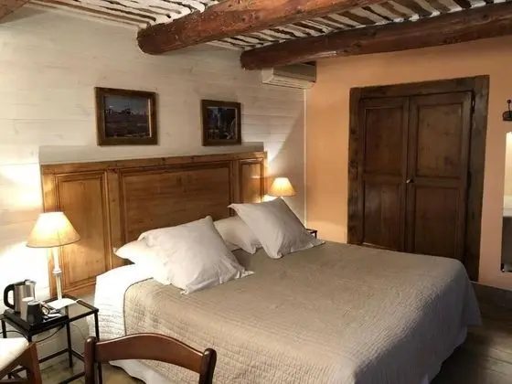 Superior Tek Büyük veya İki Ayrı Yataklı Oda