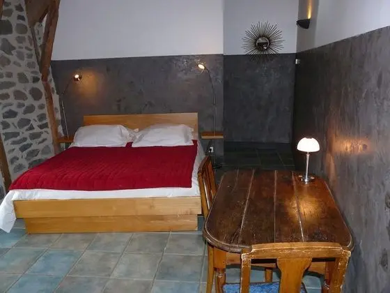 Tek Büyük Yataklı Oda (Le Coq)