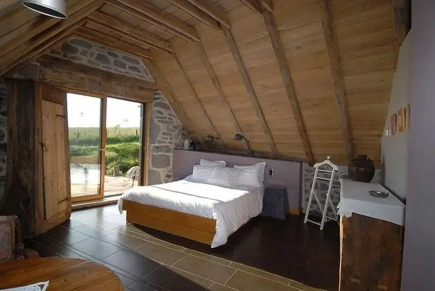 Tek Büyük Yataklı Oda (Le Jars)