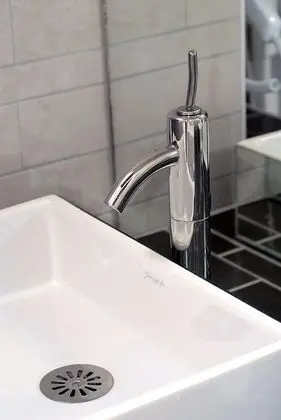 Tek Büyük Yataklı Oda (Le Jars)