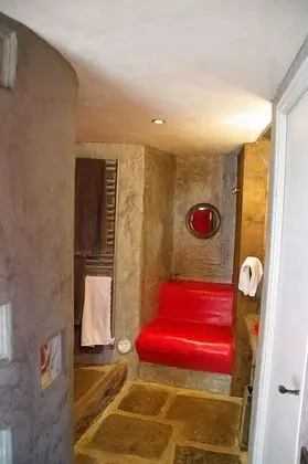 Tek Büyük Yataklı Oda (Le Petit Coeur)