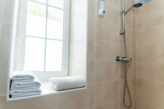 Tek Büyük Yataklı Oda, Banyolu/Duşlu, Bahçe Manzaralı