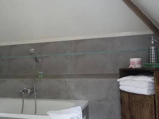 Comfort Tek Büyük Yataklı Oda (Jardin / Rivière)
