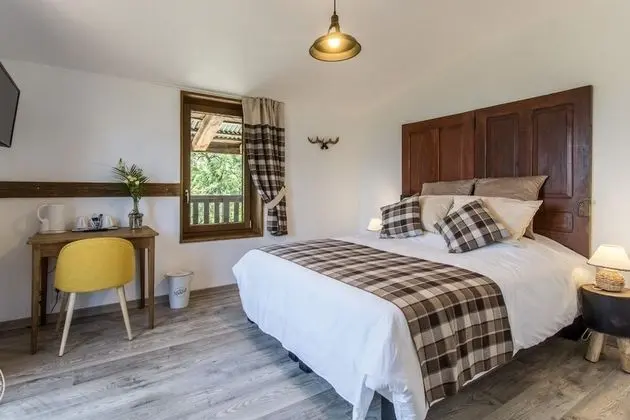 Tek Büyük Yataklı Oda (Hugo)