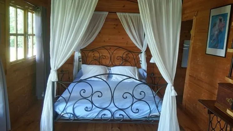 Dağ Evi (Provencal)