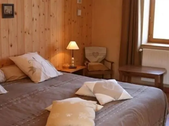 Tek Büyük Yataklı Oda, Özel Banyo, Bahçe Manzaralı (Vue sur campagne)