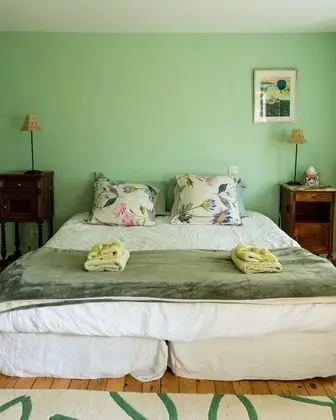 Comfort Tek Büyük veya İki Ayrı Yataklı Oda