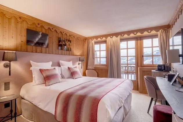 Superior Oda, Balkon, Vadi Manzaralı
