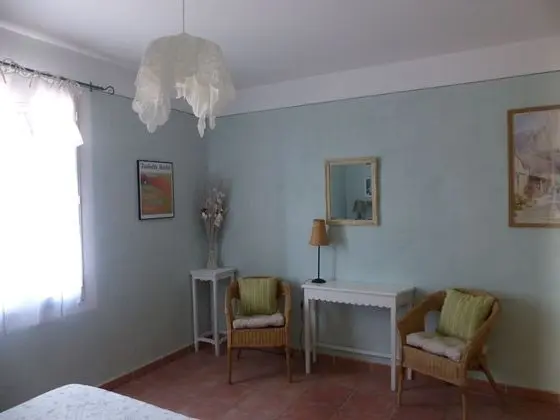 Comfort Tek Büyük veya İki Ayrı Yataklı Oda