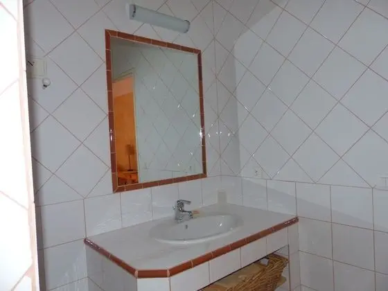 Comfort Tek Büyük veya İki Ayrı Yataklı Oda