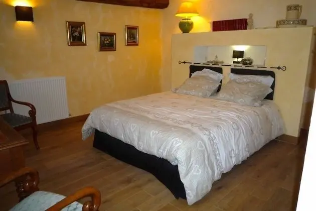 Tek Büyük Yataklı Oda (Les Muids)