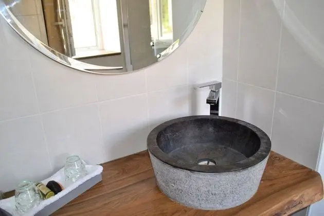 Tek Büyük Yataklı Oda (Les Muids)