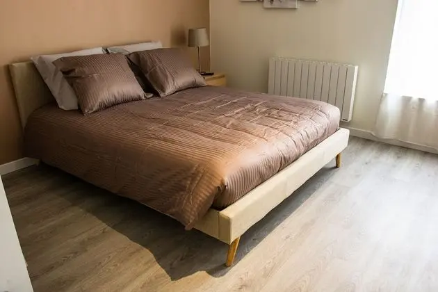 Tek Büyük Yataklı Oda (Beige)