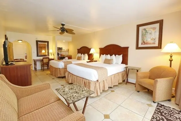 Deluxe Room, 2 Queen Beds, Ground Floor, Patio (No Oceanview)