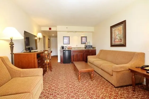 Two Story Townhouse Suite, Partial Oceanview, Jetted Tub