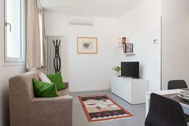 Tek Büyük veya İki Ayrı Yataklı Oda, Teras