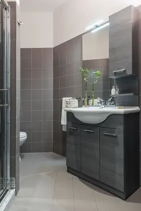 Tek Büyük veya İki Ayrı Yataklı Oda, Teras