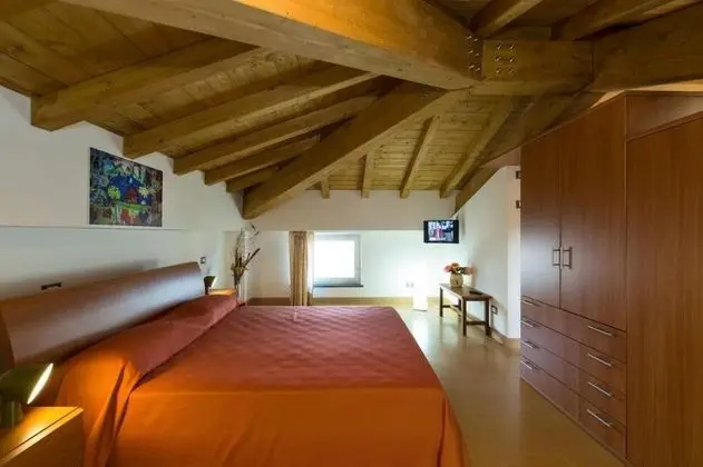 Dört Kişilik Oda, Özel Banyo, Deniz Manzaralı