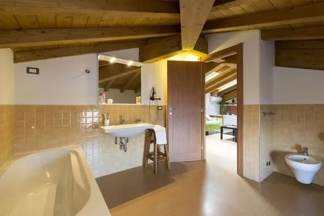 Dört Kişilik Oda, Özel Banyo, Deniz Manzaralı