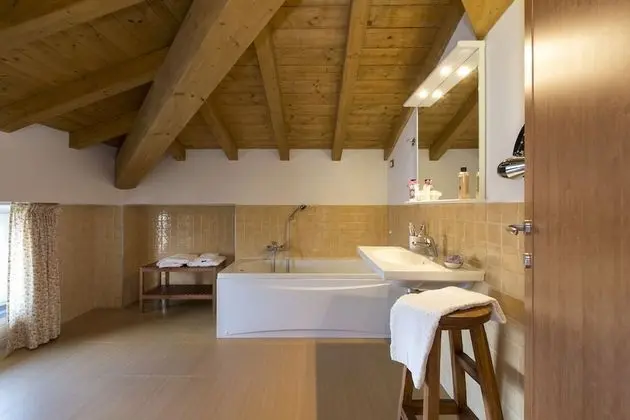 Dört Kişilik Oda, Özel Banyo, Deniz Manzaralı