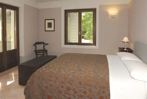 Deluxe Tek Büyük veya İki Ayrı Yataklı Oda, Nehir Manzaralı