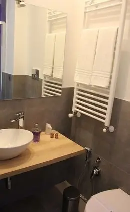 Deluxe Tek Büyük Yataklı Oda, Liman Manzaralı (La stanza di Diodoro)