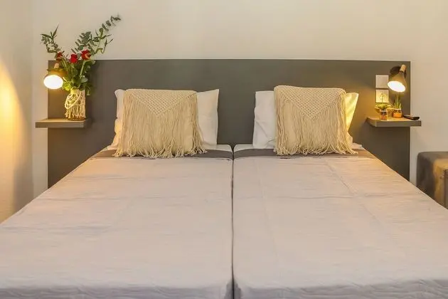 Design Tek Büyük veya İki Ayrı Yataklı Oda