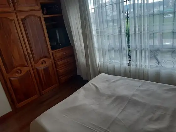 Tek Büyük Yataklı Oda
